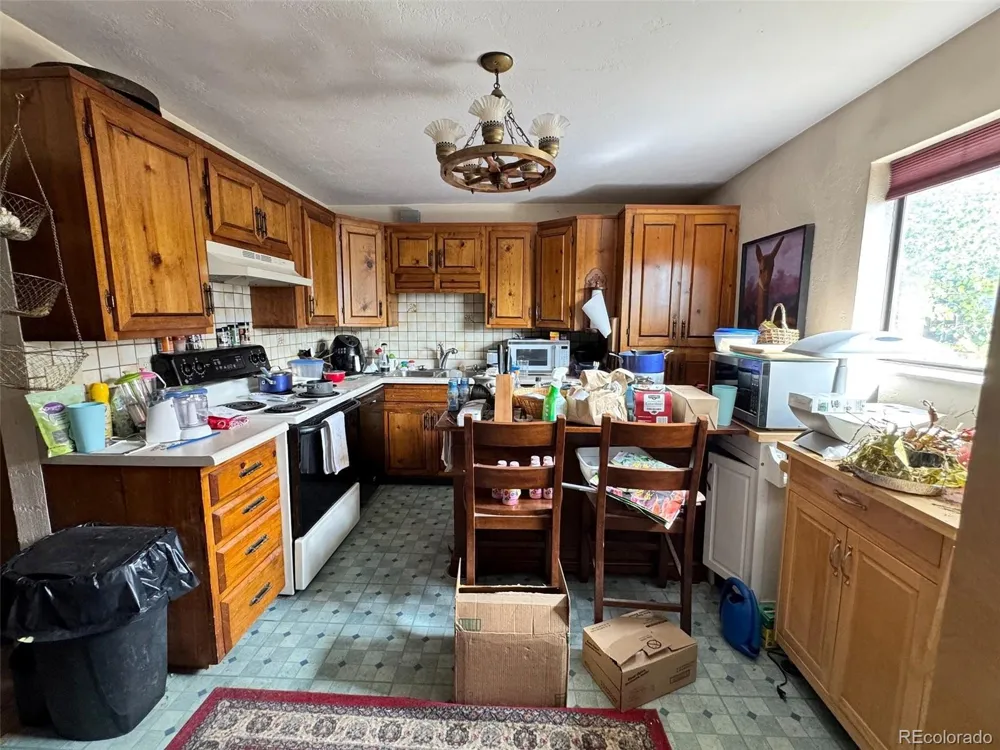402 South Street Silver Cliff, CO 81252