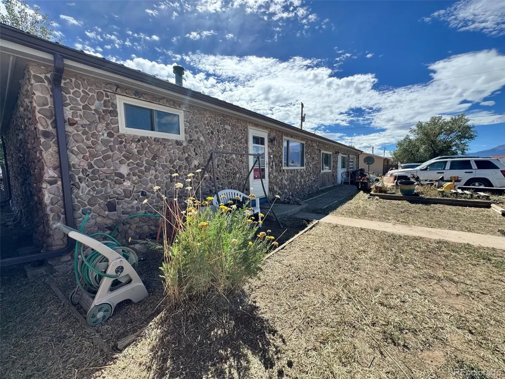402 South Street Silver Cliff, CO 81252