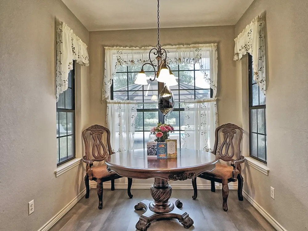 5721 Suncrest Drive Athens, TX 75752
