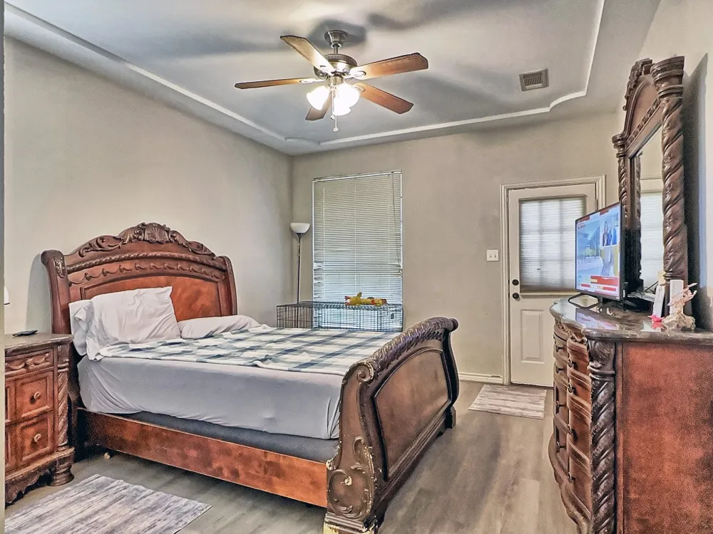 5721 Suncrest Drive Athens, TX 75752