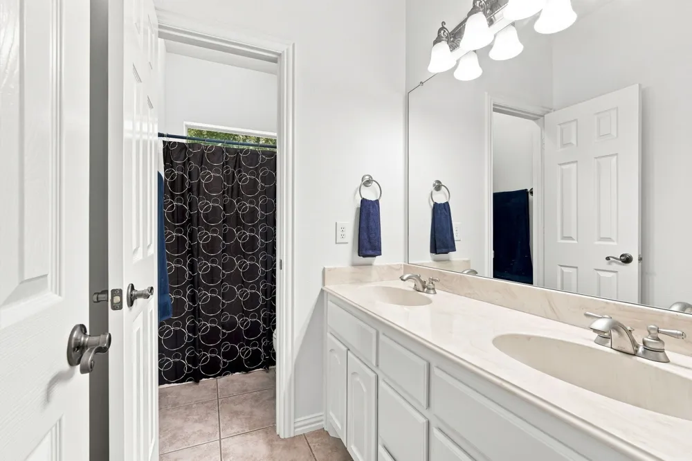 4031 Morgans Way Midlothian, TX 76065