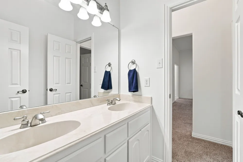 4031 Morgans Way Midlothian, TX 76065
