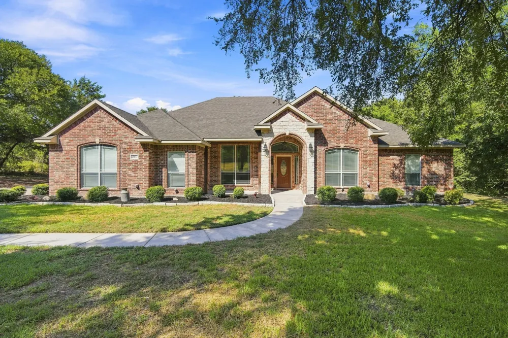 4031 Morgans Way Midlothian, TX 76065