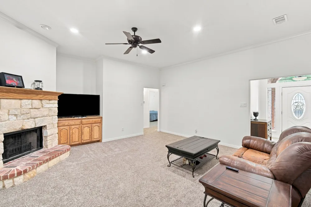 4031 Morgans Way Midlothian, TX 76065