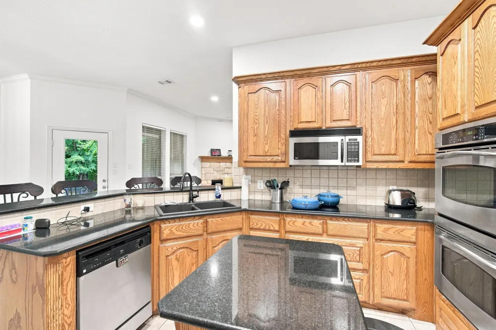 4031 Morgans Way Midlothian, TX 76065
