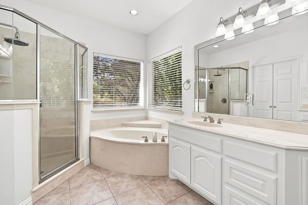 4031 Morgans Way Midlothian, TX 76065