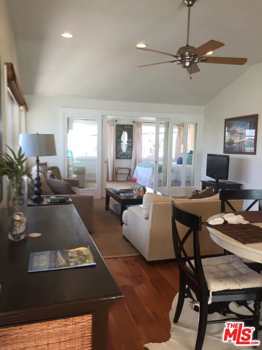 3952 Las Flores Canyon Road Malibu, CA 90265