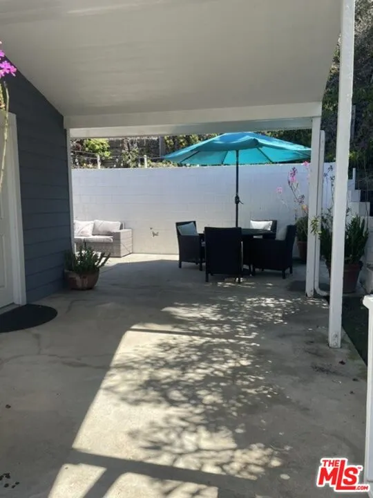 3952 Las Flores Canyon Road Malibu, CA 90265
