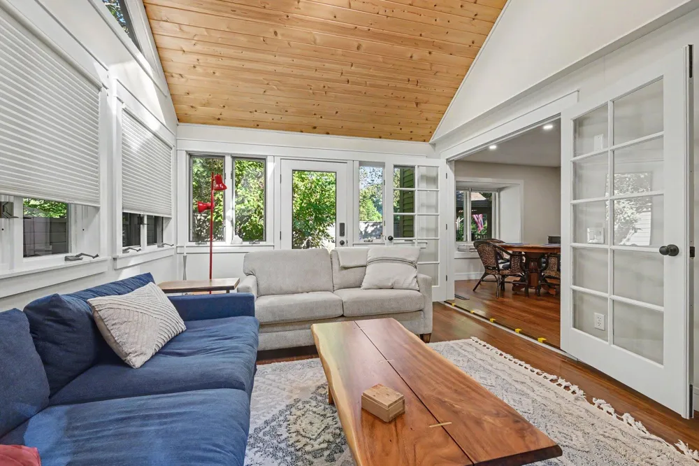 1020 Essex Circle #26 Kalamazoo, MI 49008