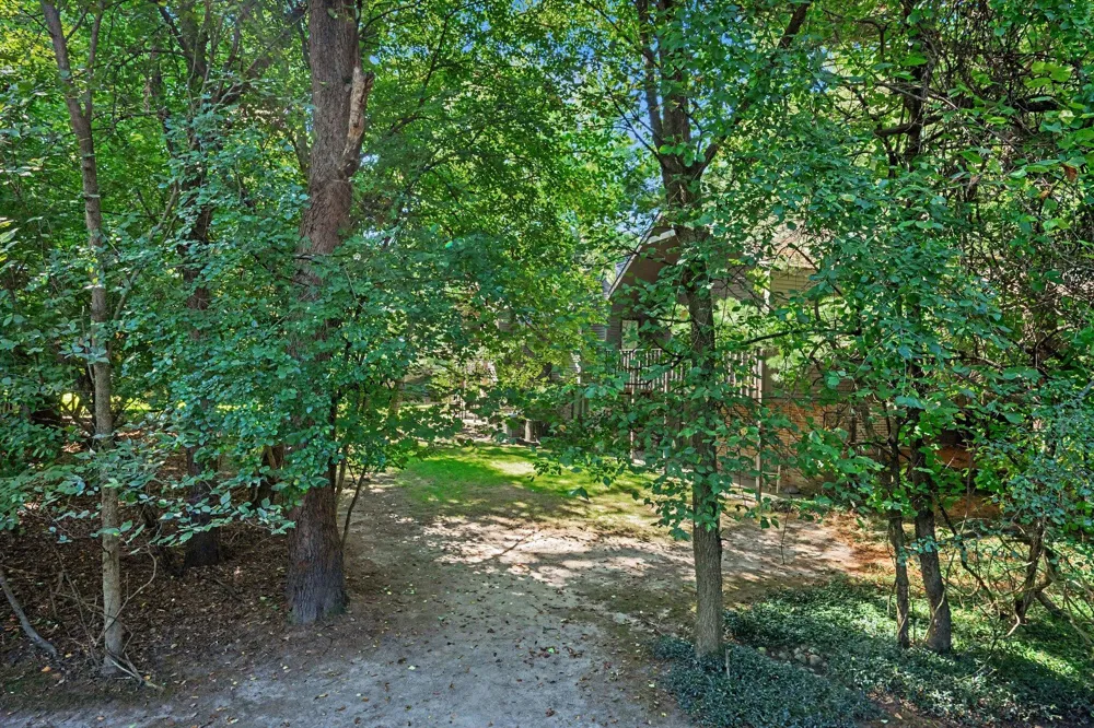 1020 Essex Circle #26 Kalamazoo, MI 49008