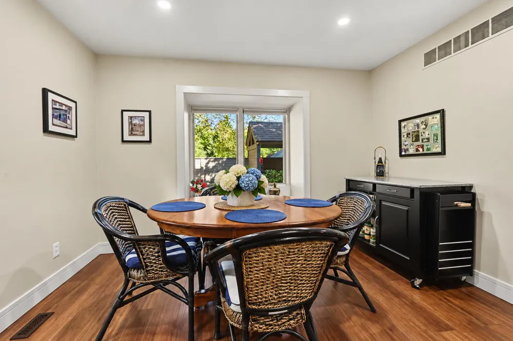 1020 Essex Circle #26 Kalamazoo, MI 49008