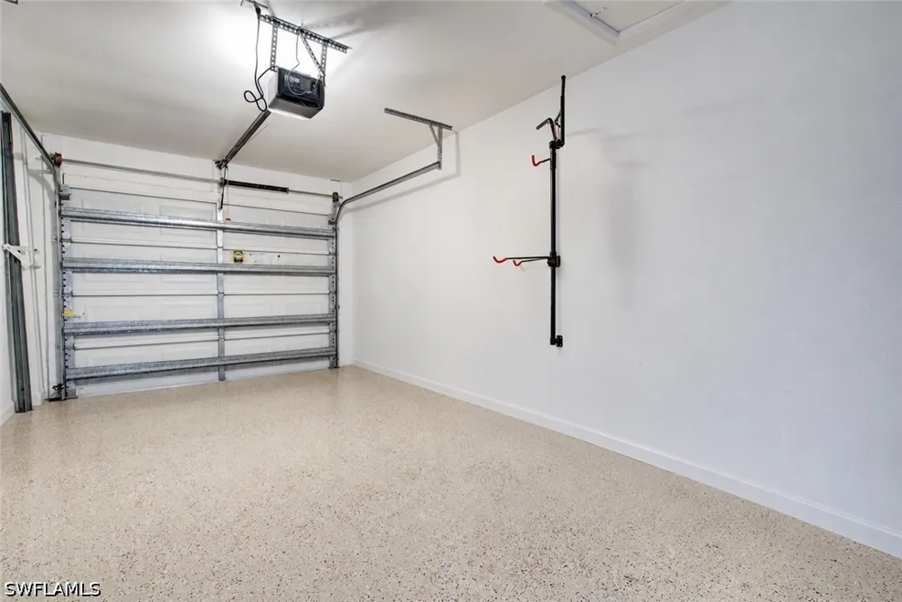 Robin Hood Circle #202 Naples, FL 34104