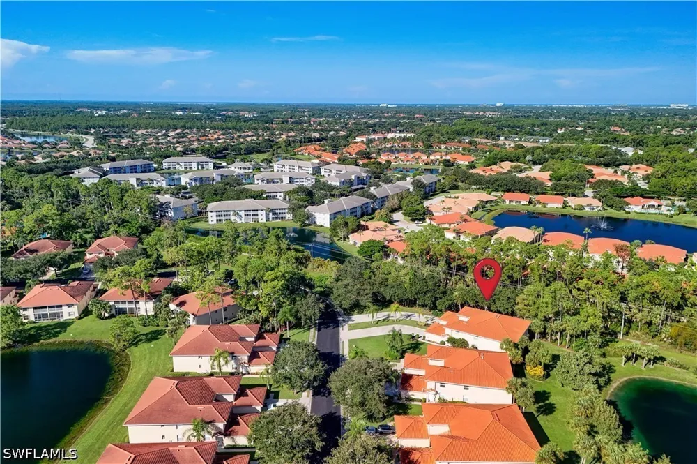 Robin Hood Circle #202 Naples, FL 34104