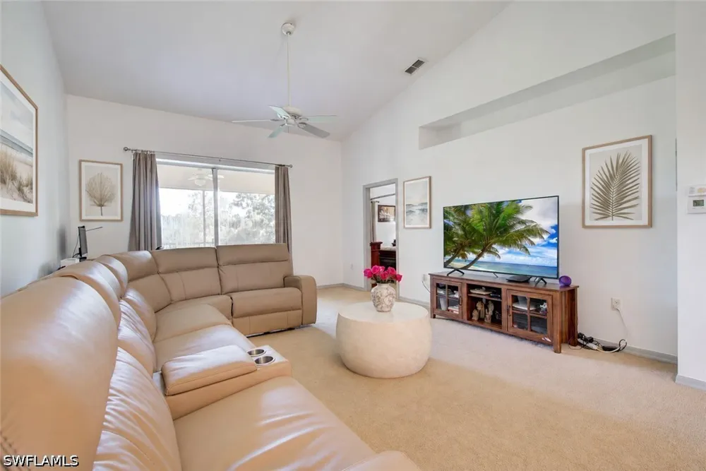 Robin Hood Circle #202 Naples, FL 34104