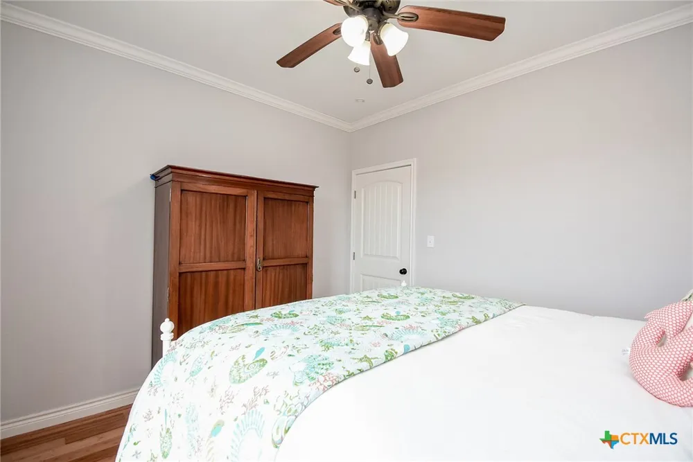 965 Porpoise Drive Palacios, TX 77465