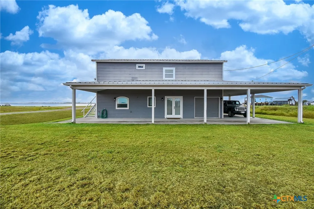 965 Porpoise Drive Palacios, TX 77465