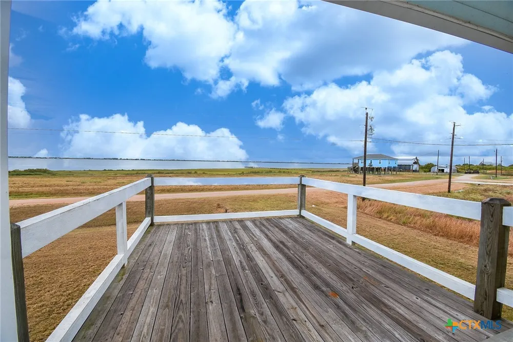 965 Porpoise Drive Palacios, TX 77465