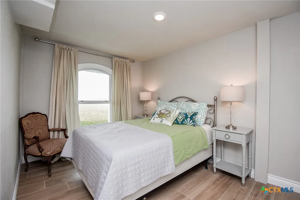 965 Porpoise Drive Palacios, TX 77465