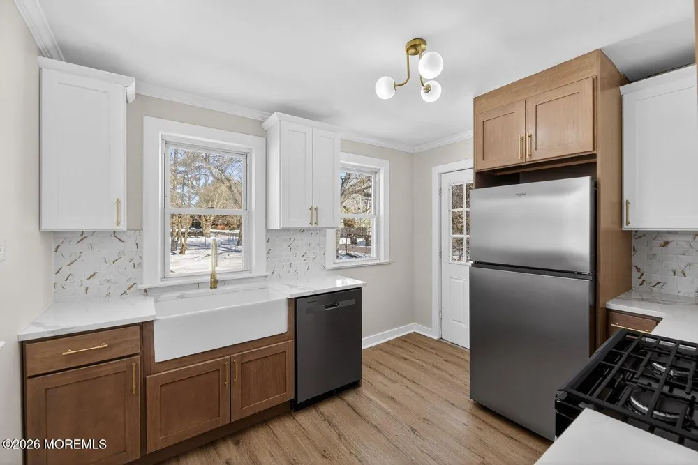 36 E Park Avenue Lindenwold, NJ 08021