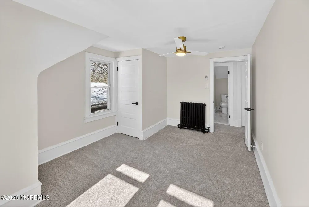 36 E Park Avenue Lindenwold, NJ 08021