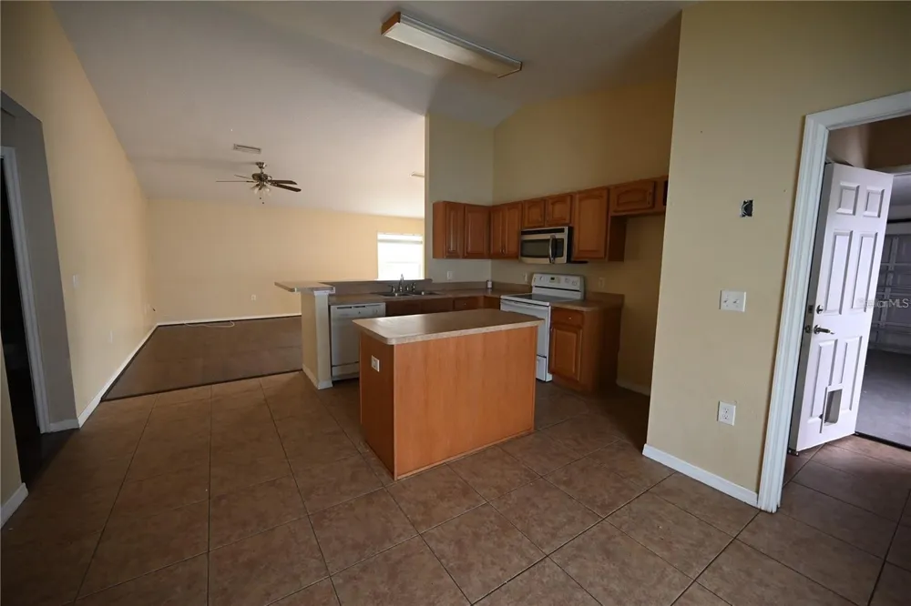 5302 SCHOOL ROAD New Port Richey, FL 34652