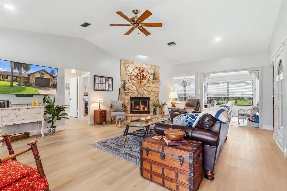 9150 W HARBOR ISLE COURT Crystal River, FL 34429