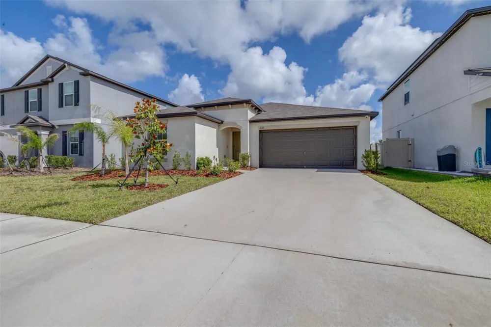 5182 FIDDLE FIG AVENUE Wimauma, FL 33598