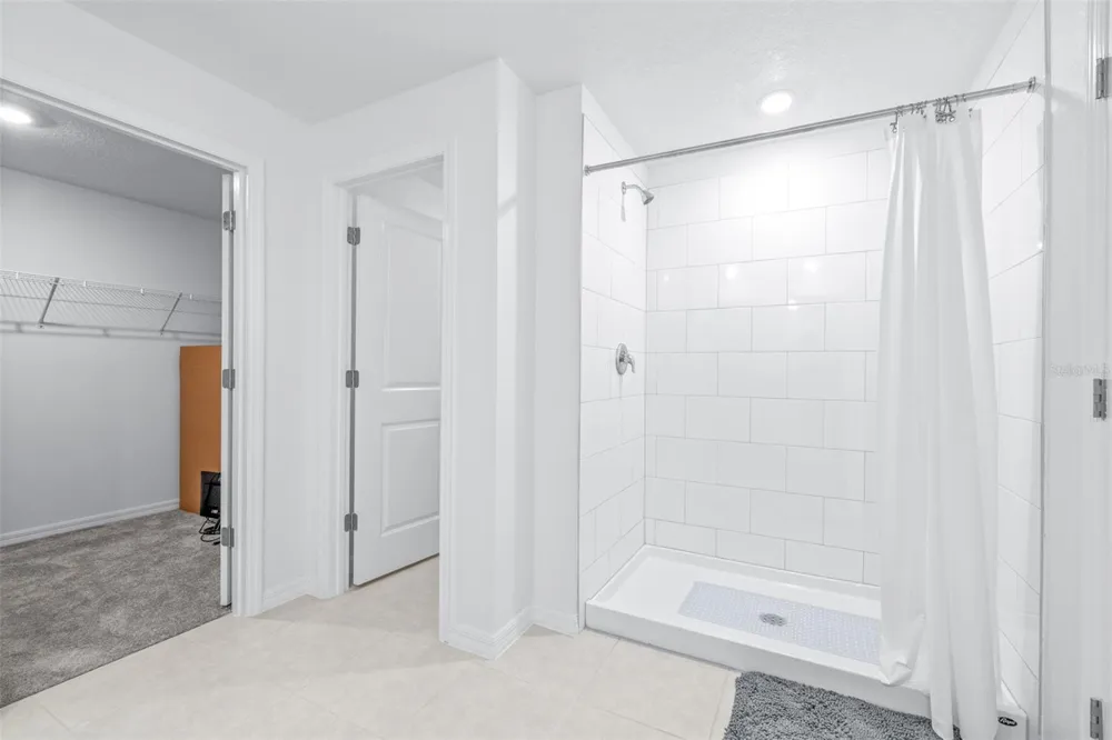 5182 FIDDLE FIG AVENUE Wimauma, FL 33598