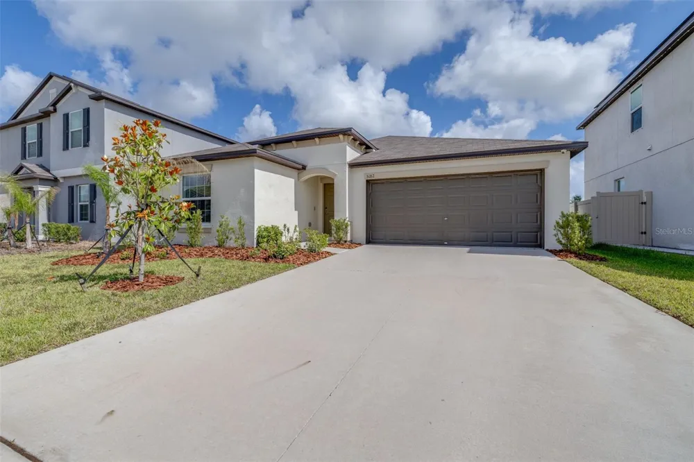5182 FIDDLE FIG AVENUE Wimauma, FL 33598