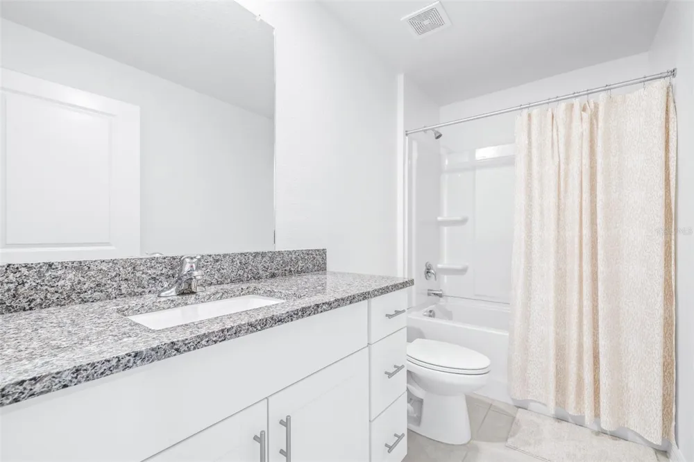 5182 FIDDLE FIG AVENUE Wimauma, FL 33598
