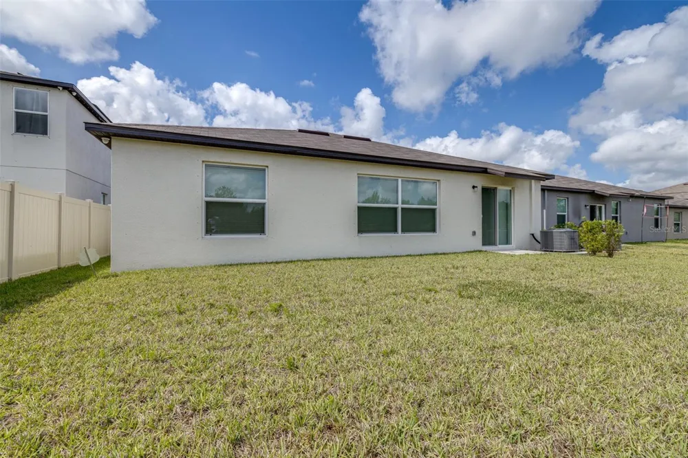 5182 FIDDLE FIG AVENUE Wimauma, FL 33598