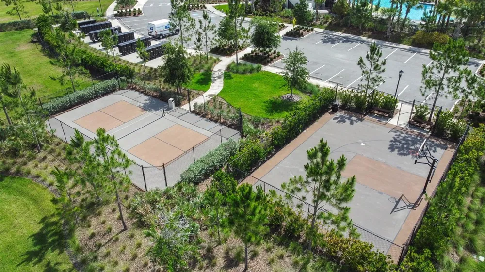 5182 FIDDLE FIG AVENUE Wimauma, FL 33598