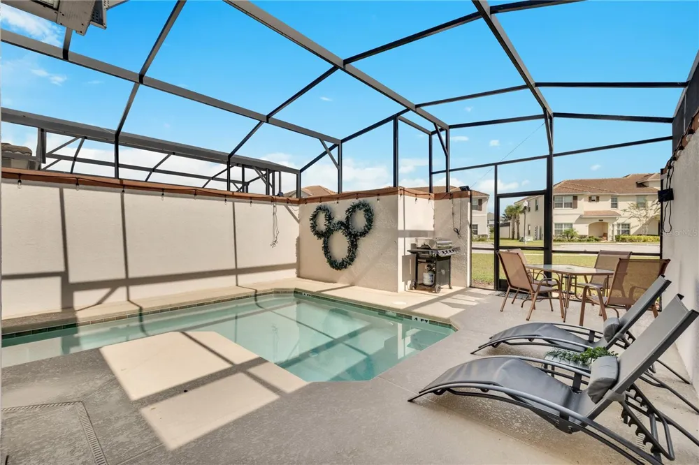 1557 SANDBAGGER DRIVE Davenport, FL 33896
