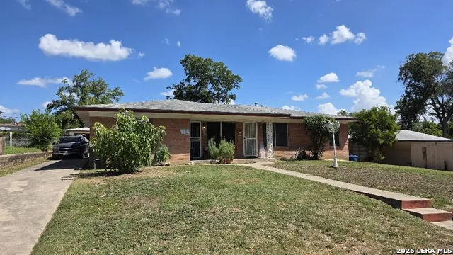 223 SUNNYLAND DR San Antonio, TX 78228