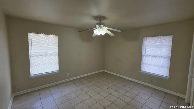 223 SUNNYLAND DR San Antonio, TX 78228