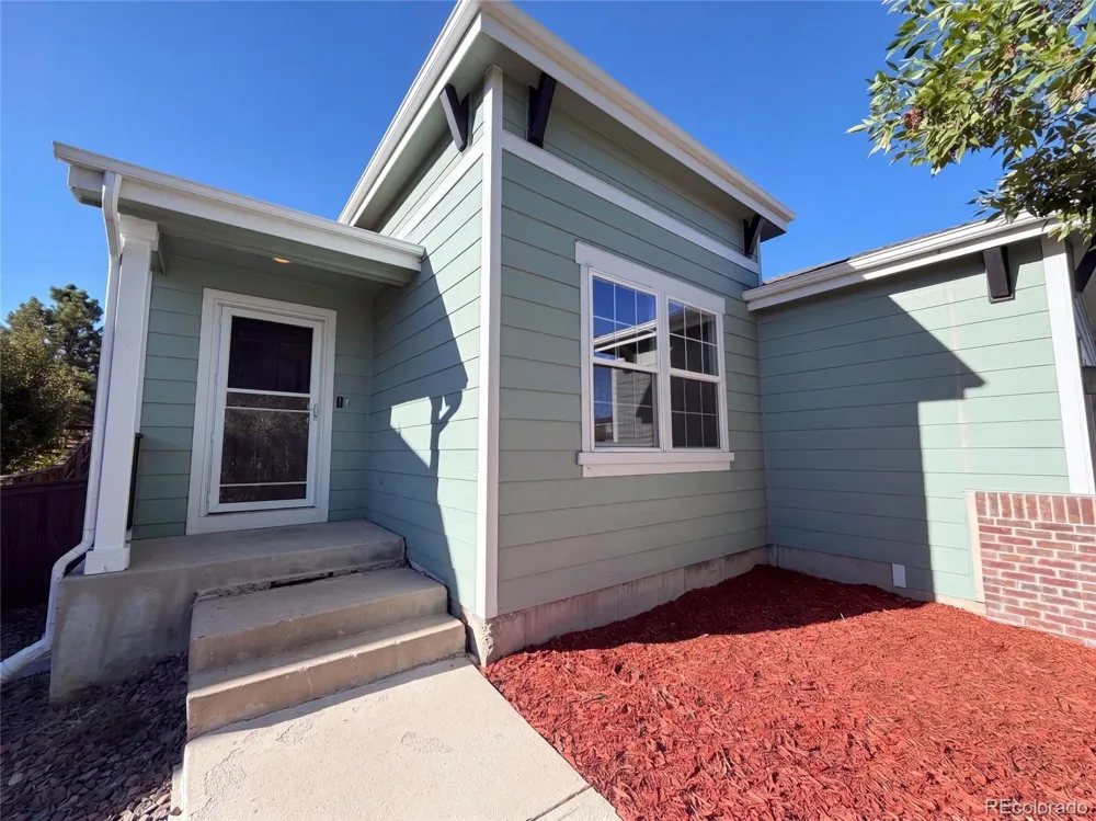 10009 Strathfield Lane Highlands Ranch, CO 80126