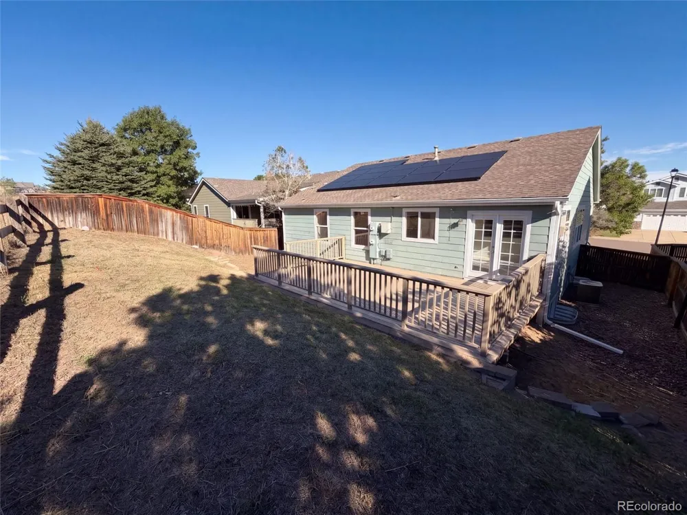 10009 Strathfield Lane Highlands Ranch, CO 80126