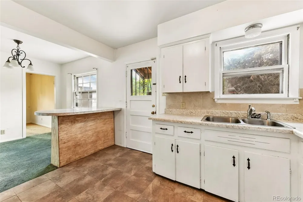 1563 S Newton Street Denver, CO 80219