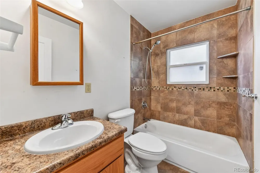 1563 S Newton Street Denver, CO 80219