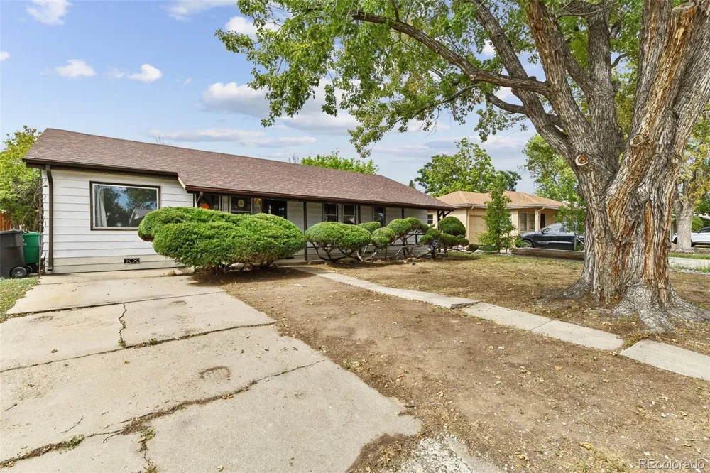 1563 S Newton Street Denver, CO 80219