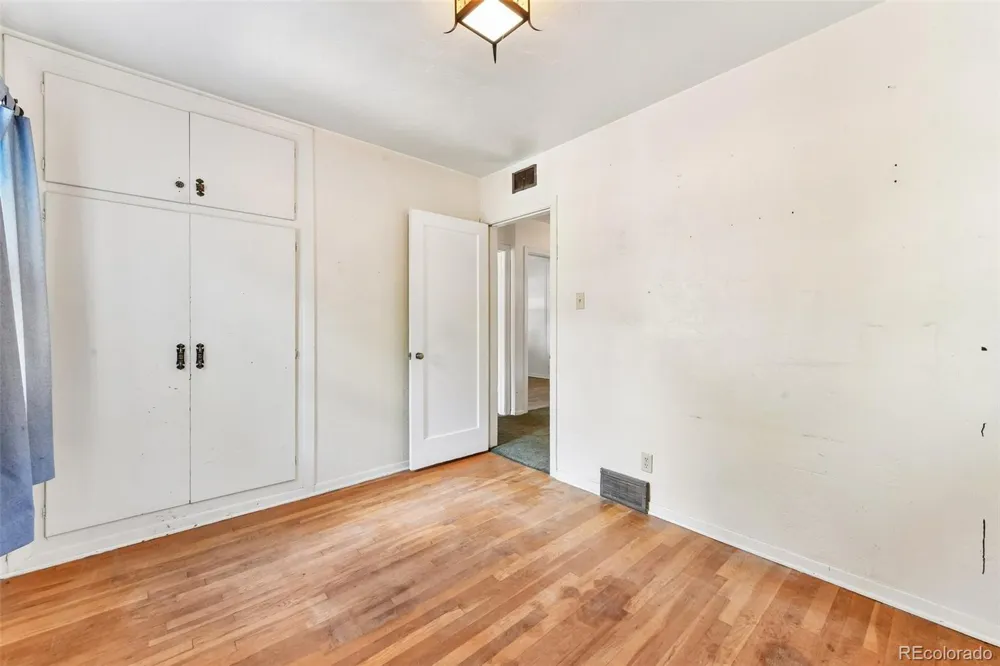 1563 S Newton Street Denver, CO 80219