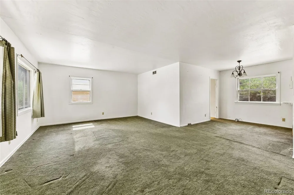 1563 S Newton Street Denver, CO 80219
