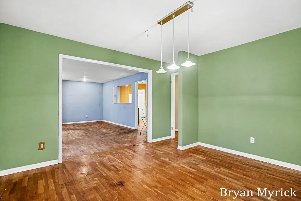 819 W 25th Street Holland, MI 49423