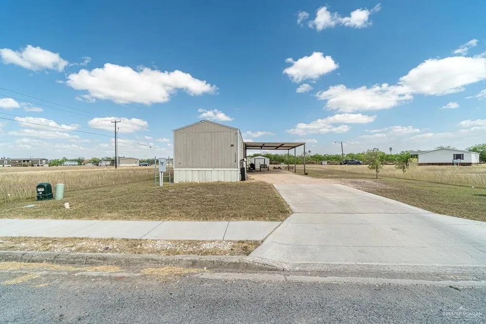 1114 Lauren Avenue Weslaco, TX 78596