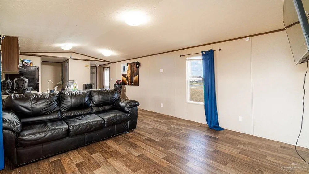 1114 Lauren Avenue Weslaco, TX 78596