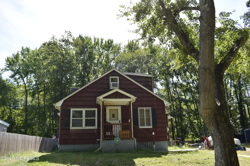 10 Youmans Avenue Eatontown, NJ 07724