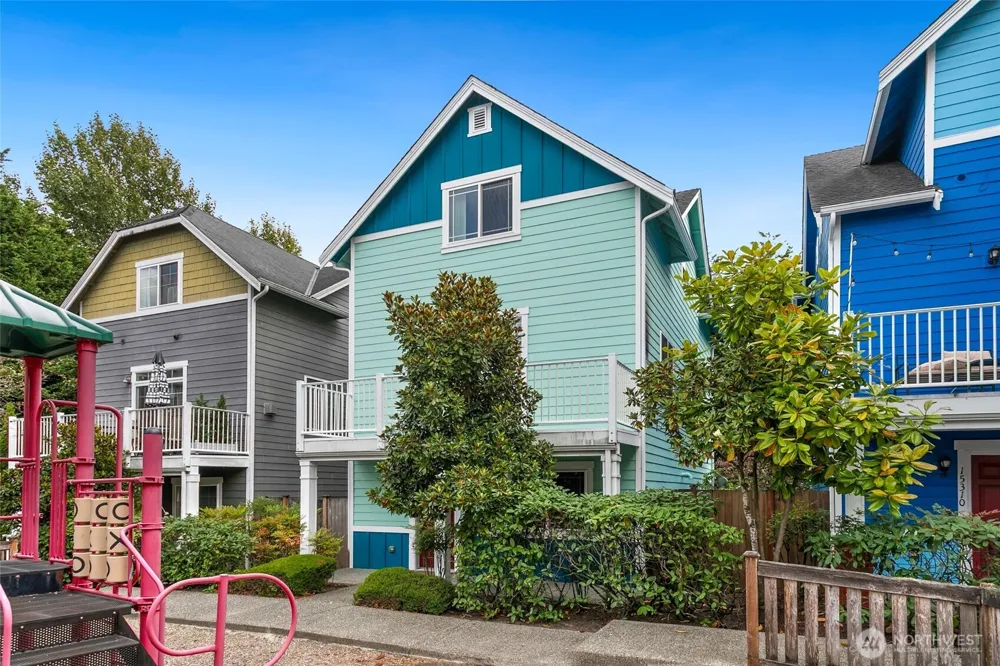 15306 14th Avenue W Lynnwood, WA 98087
