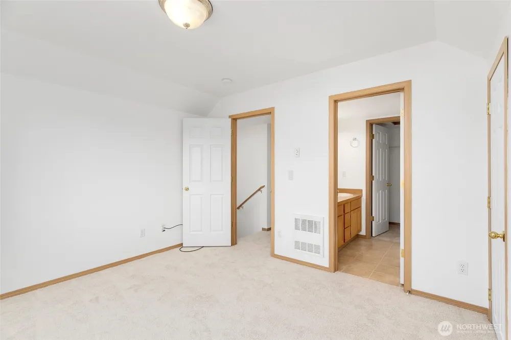 15306 14th Avenue W Lynnwood, WA 98087