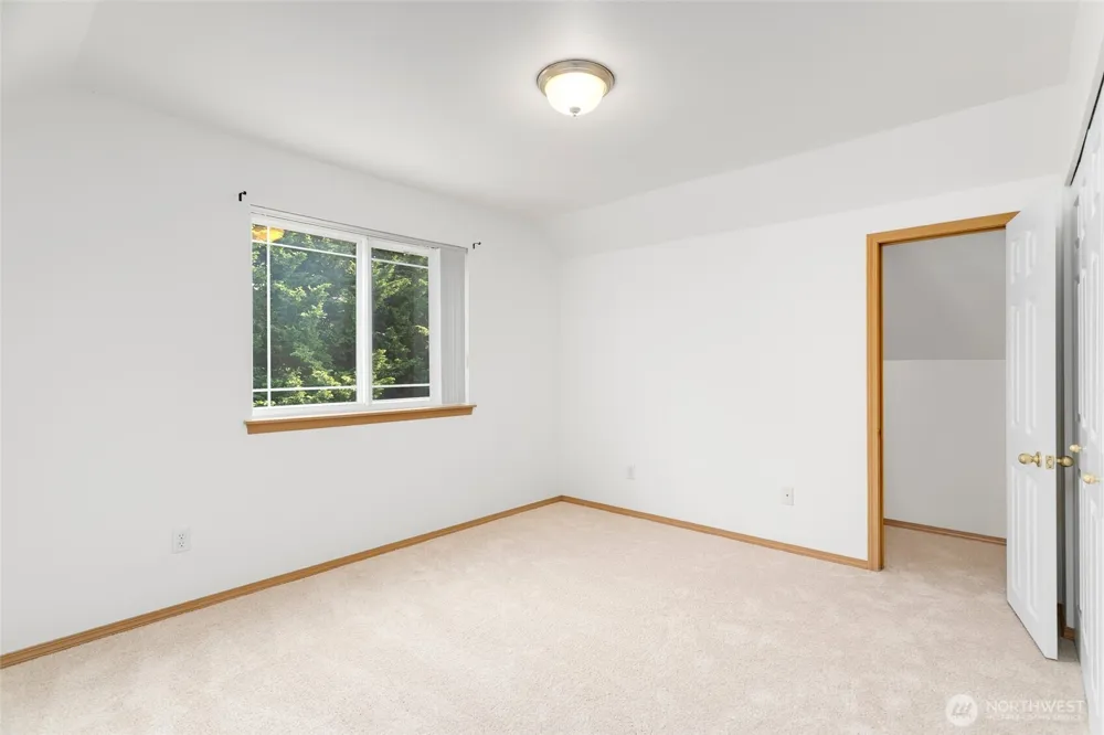 15306 14th Avenue W Lynnwood, WA 98087
