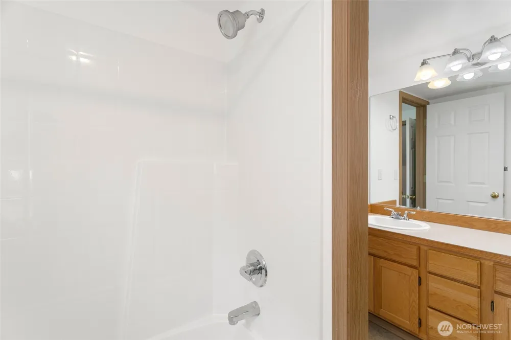 15306 14th Avenue W Lynnwood, WA 98087